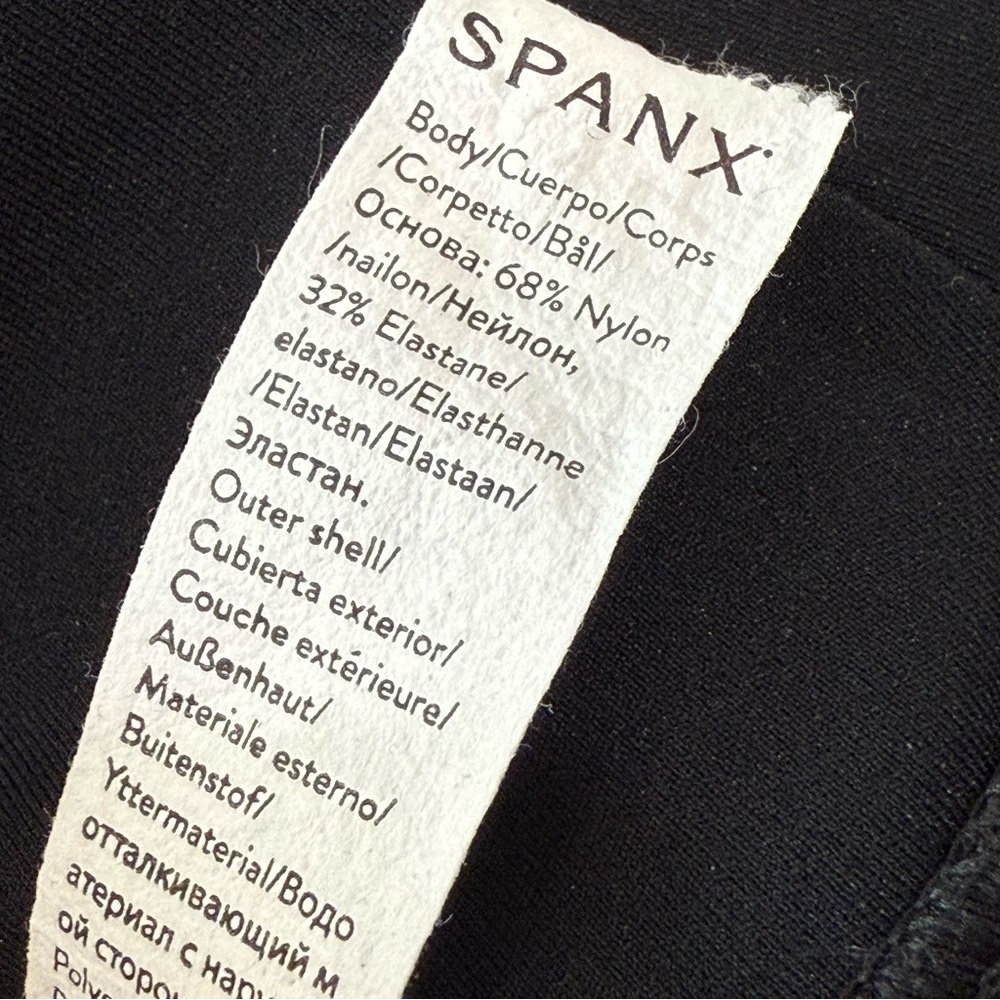 Spanx Get Moving Skort 2x Euc - image 7